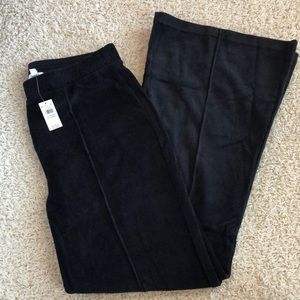 NWT black velvet flare aerie pants